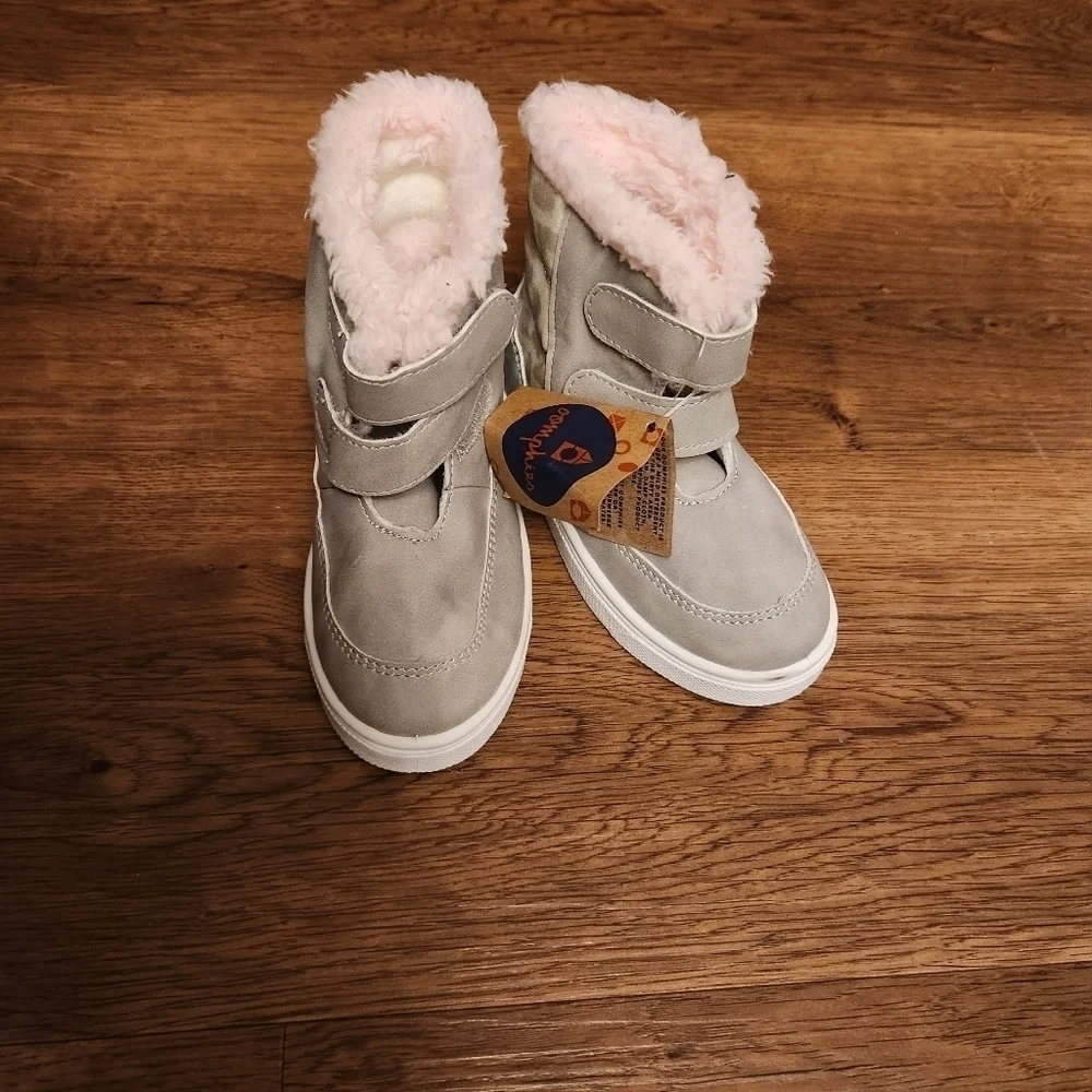Oomphies Cheetah boots